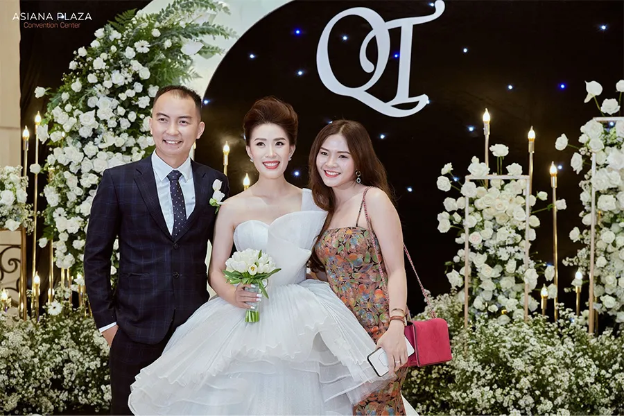 Mời cưới người thân dòng họ