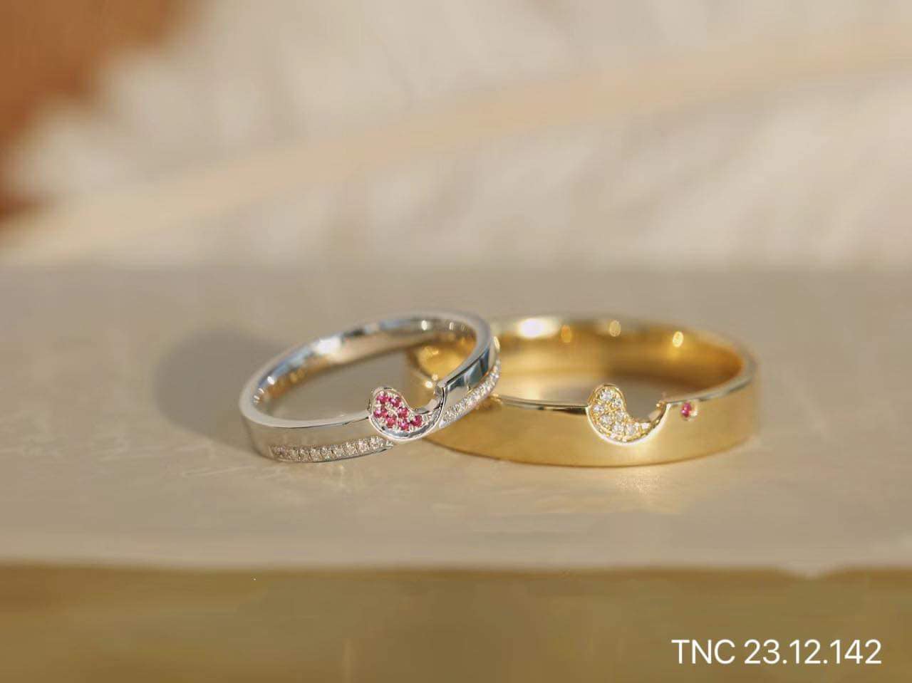 nhan-ki-niem-cuoi-07