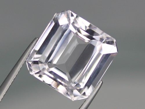 đá quý Octagon Cut