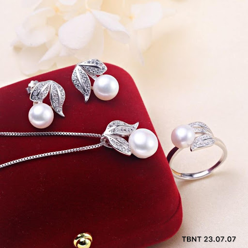 hoc_nganh_gi_de_co_thu_nhap_cao_va_on_dinh