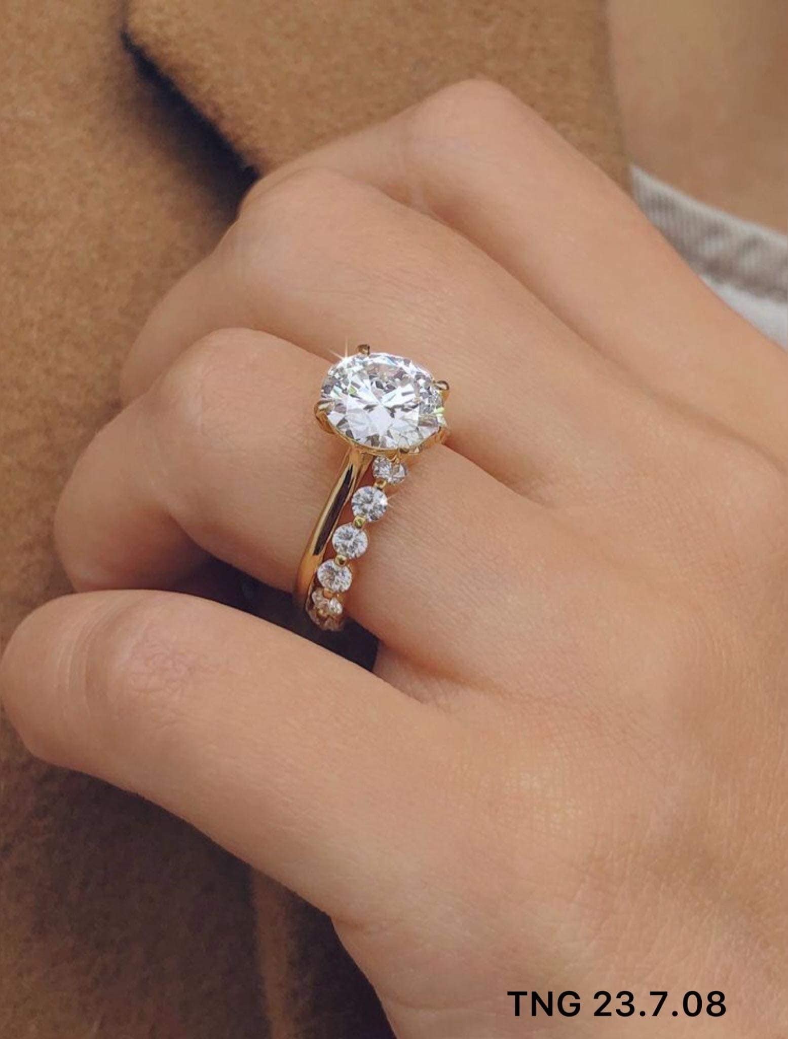 trang-suc-platin-gan-kim-cuong