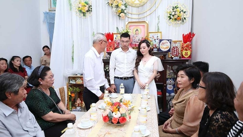 lễ ra mắt 2 bên gia đình